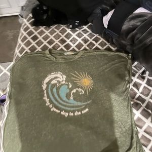 Short sleeve, light weight, graphic blouse. C&C California. Super soft. Size 1X